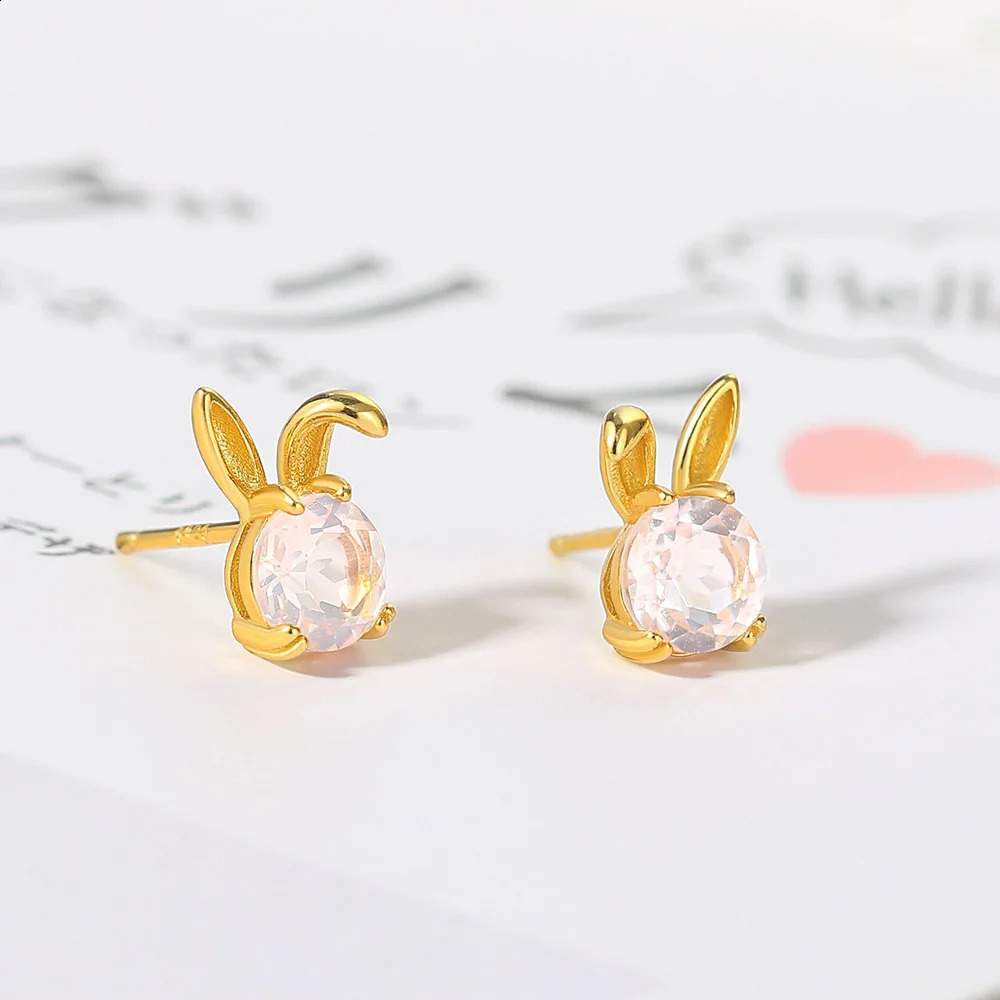Vintage natural rose quartz cute rabbit S925 womens silver stud earrings 14K gold-plated exquisite jewelry earrings cute earrings 250409