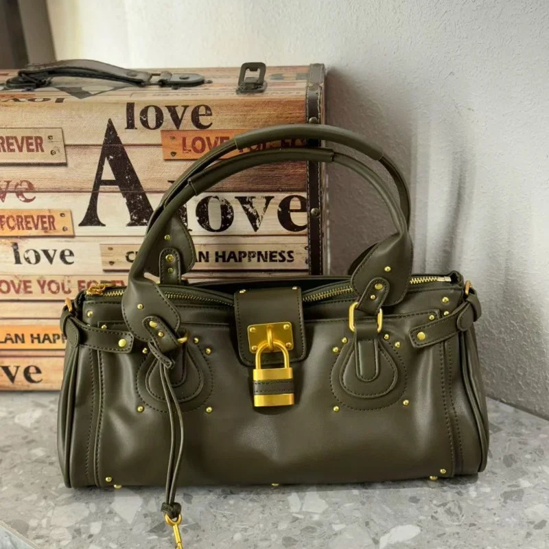 Womens Bag Rivet Retro Street Motorcycle Original Niche n shoulder Crossbody Female Tote Handbag 251103