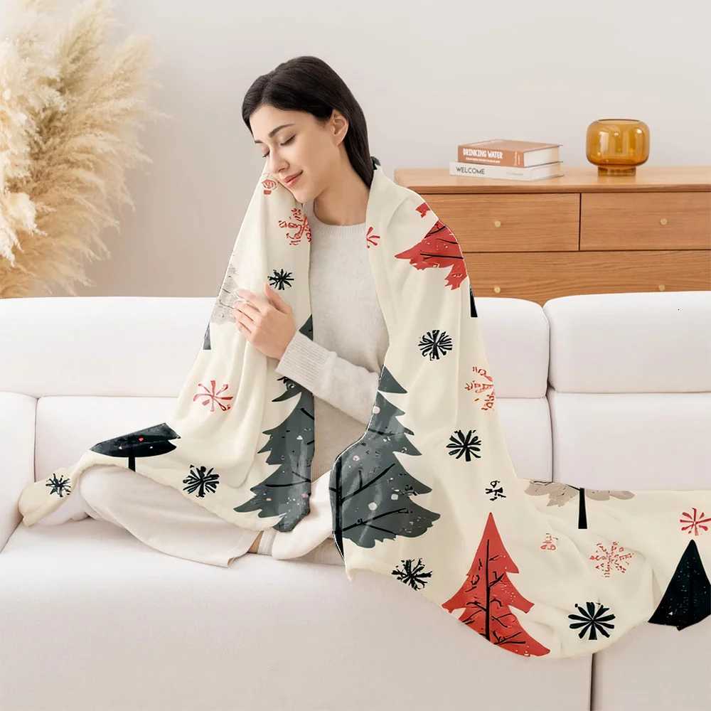 1pc Plush Quilted Christmas Tree Snowflake Blanket - Green/Red/Beige/Golden Winter Bedspread with Soft Cushioning All-Season C251111
