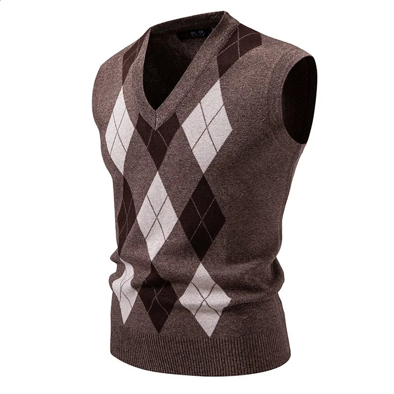 Autumn and winter knitted vest Vneck diamond grid drag sweater mens 250411Z