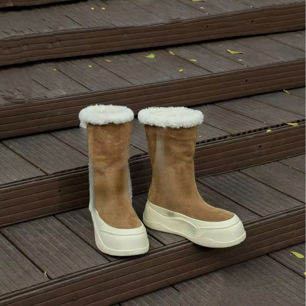 Designer's new autumn and winter leather women's shoes with thick sole and plush lining, casual and versatile plush boots, fashionable and t