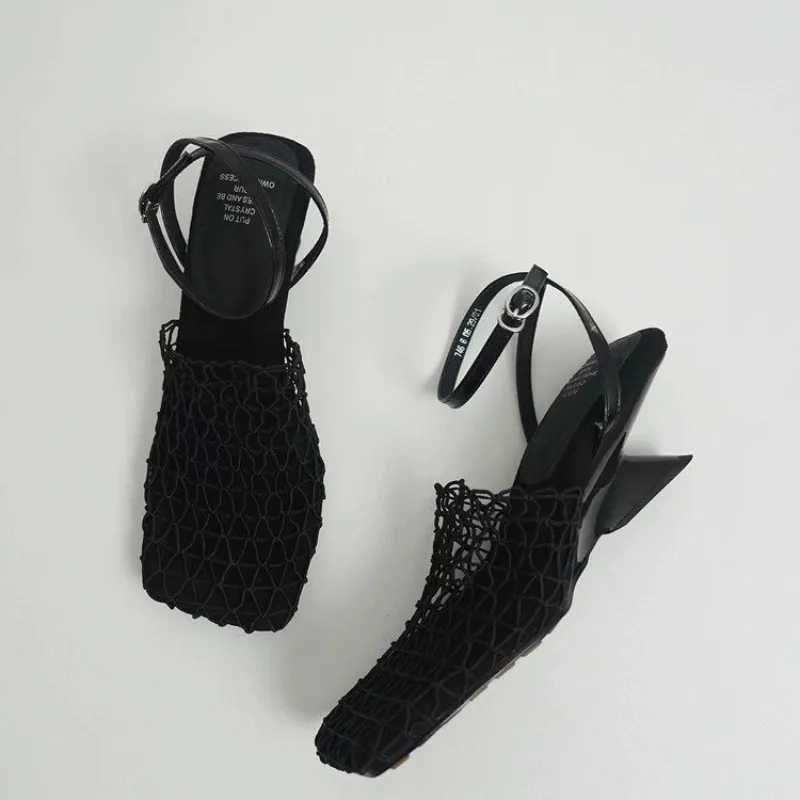 2024 New Grid Design Womens Sandals Square Toe Solid Color Half High Heel Womens Sandals Summer Casual Outdoor ShoesXJ250410