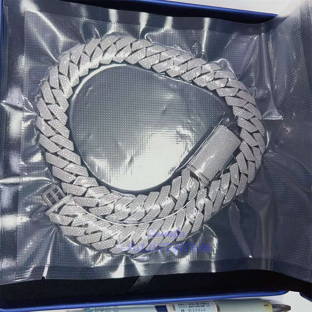 Pass Diamond Tester VVS Diamond Cuban Link Chain Luxury 15m18mm 20mm 4 Rows Hip Hop Jewelry Necklaces Moissanite Cuban Necklace