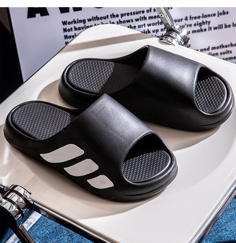 Fashion men's sports slippers summer wear 2025 new indoor home thick soles non-slip sandals for women couples striped slippers a variety of color