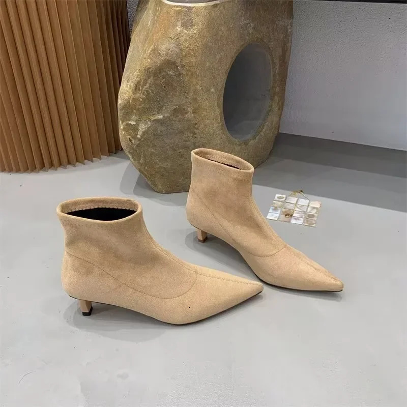 Shoes for Women High Quality Elegant Ankle Womens Boots Fashion Back Zipper Solid Office and Career Sexy Pointed Toe Boots 251110