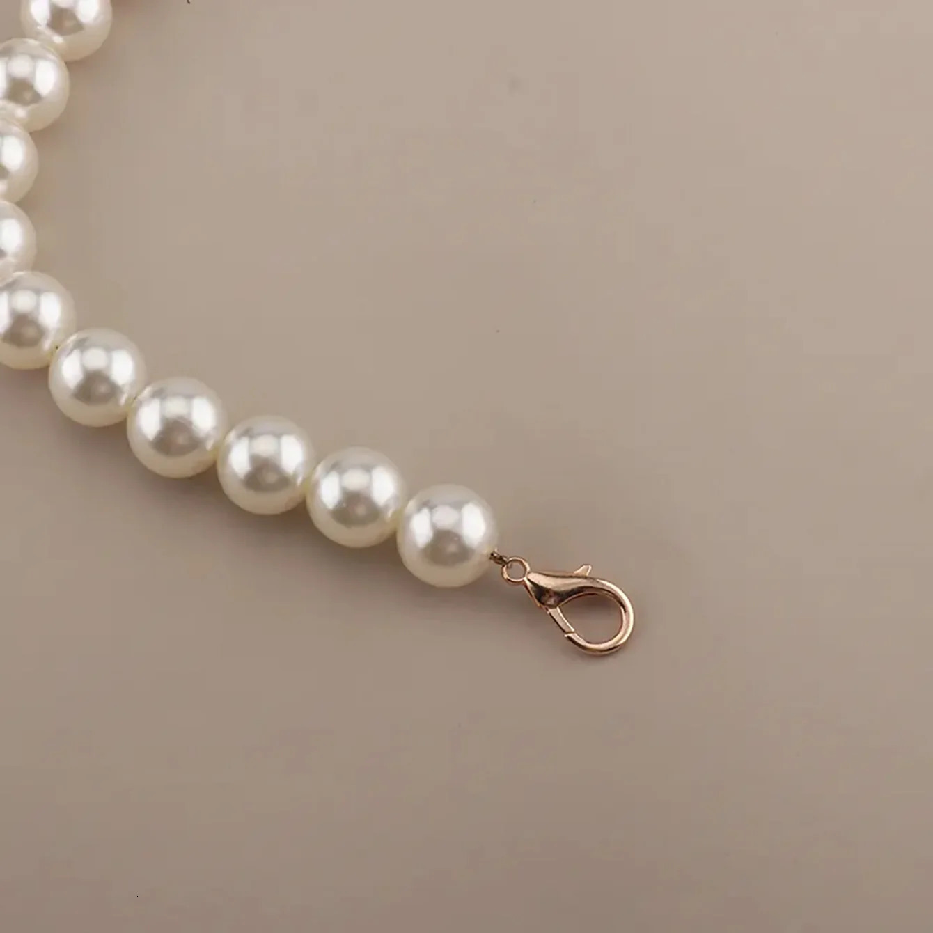 1 Pcs Pearl Purse Chain Strap Pearl Bag Chains Decorations White12mm Imitation Pearl Bead Bag Chain Short Strap 251110