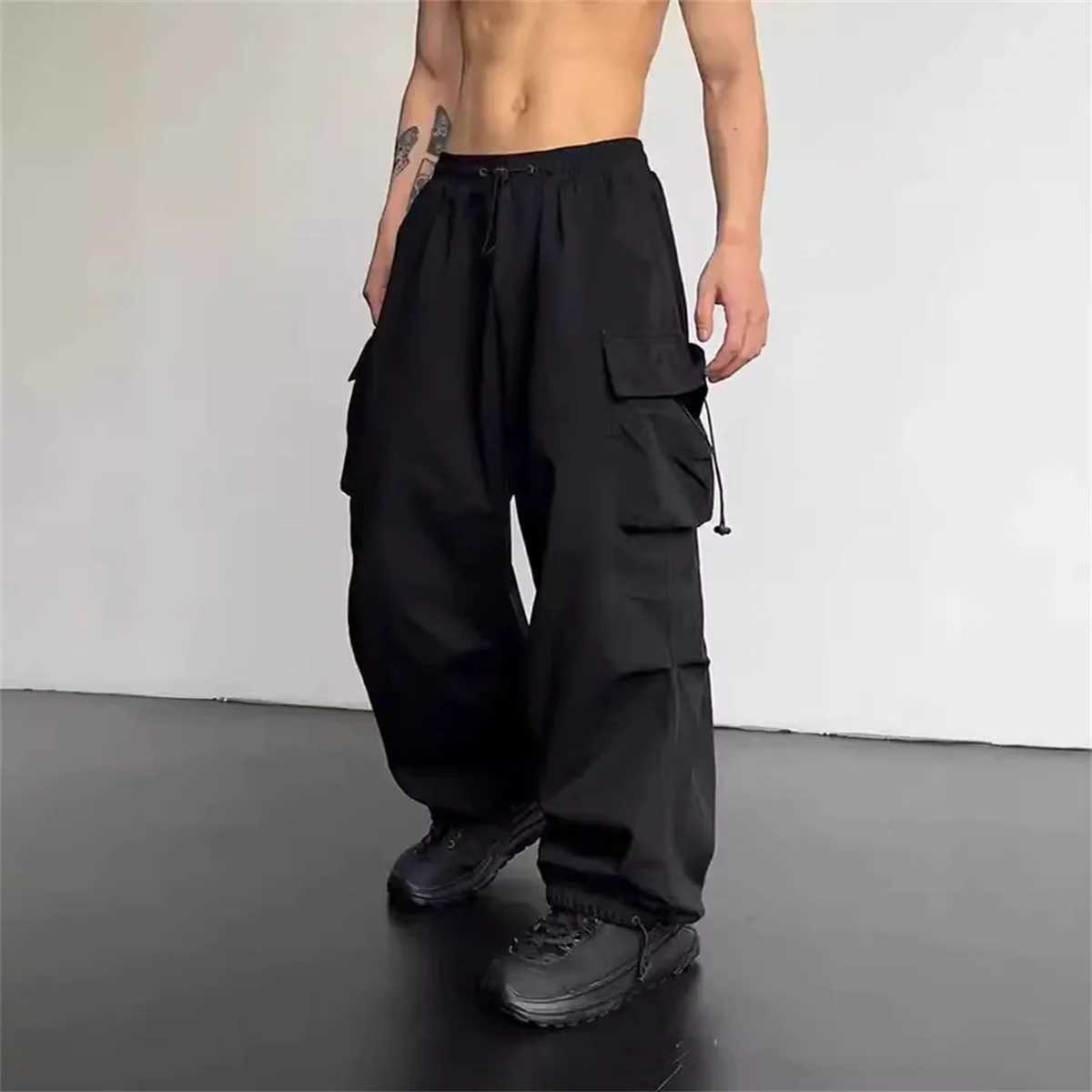 Black mens hip-hop commodity pants casual summer solid multi pocket Trouser cool ribbon Techwear hip-hop sports pants boysXJ250410