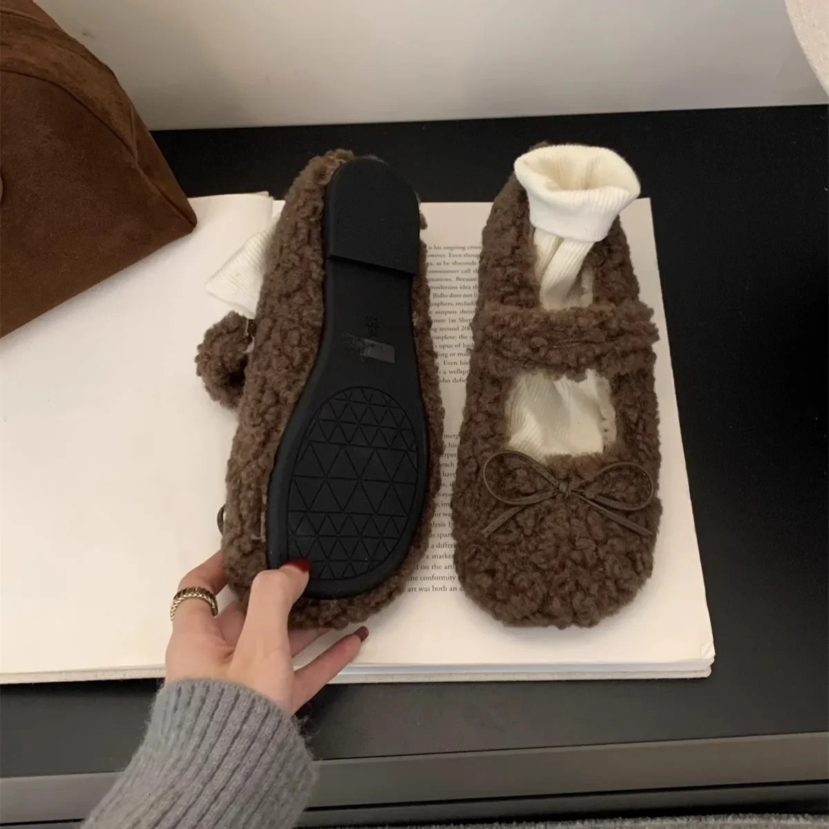 Womens Shearling Ballet Flats with Strap Warm Rabbit Fur Plush Lined Crystal Buckle Mary Jane Flat Shoes 251110