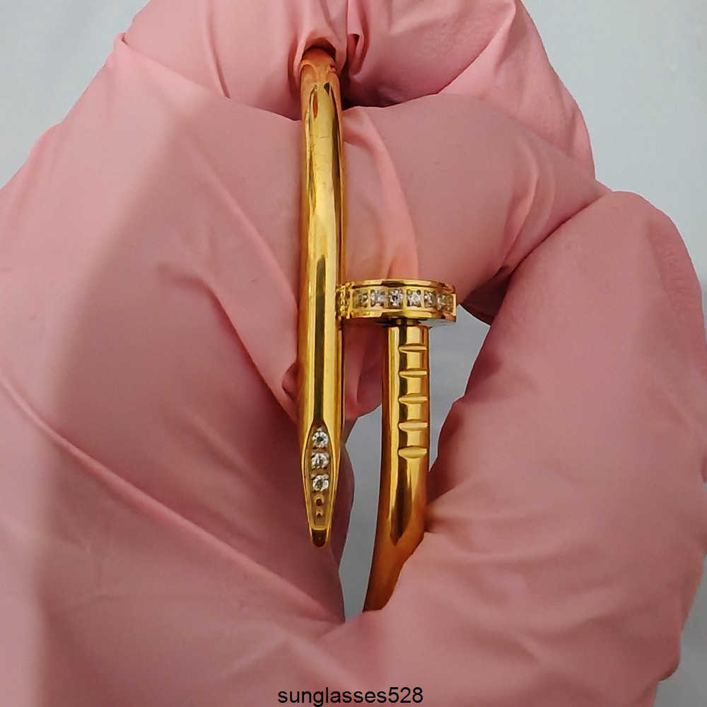 Nail Bracelet Jewelry For Fashion Bangle Steel Alloy Gold-plated Craft Never Fade Designer Luxury Jewelry Wholesale 17cm 19cm With Box Dust Bag 676j3h