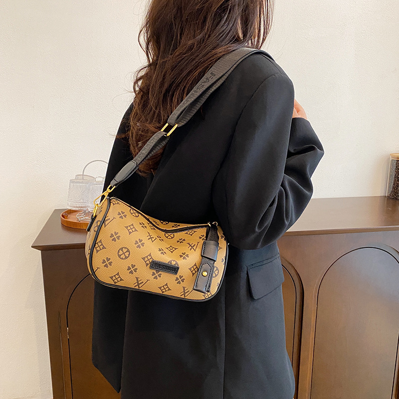 Designer handbag, printed crossbody bag, luxury tote, high-end new luxury handbag, vintage shoulder bag, trendy brand bag, spacious women's small