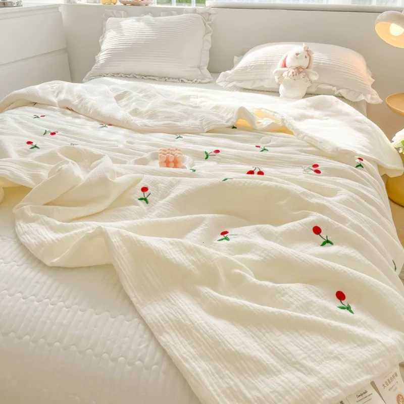 Blanket 2025 new A small fresh double-layer wrinkled yarn washed cotton summer quilt summer cool quilt air conditioner quilt C251111