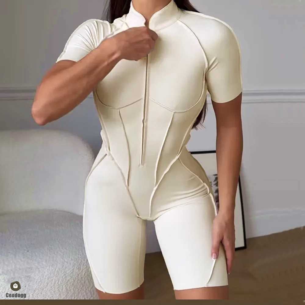 Yoga mat jumpsuit short sleeved zipper sportswear gym fitness sportswear womens running sportswear yoga clothingW250411