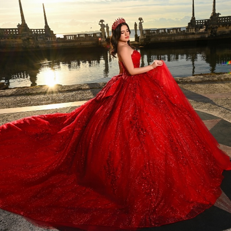 Red Shiny Princess Quinceanera Dresses Off Shoulder Beads Applique Lace Bow Tull Sweet 16 Dress Ball Gown Vestidos 15 Anos