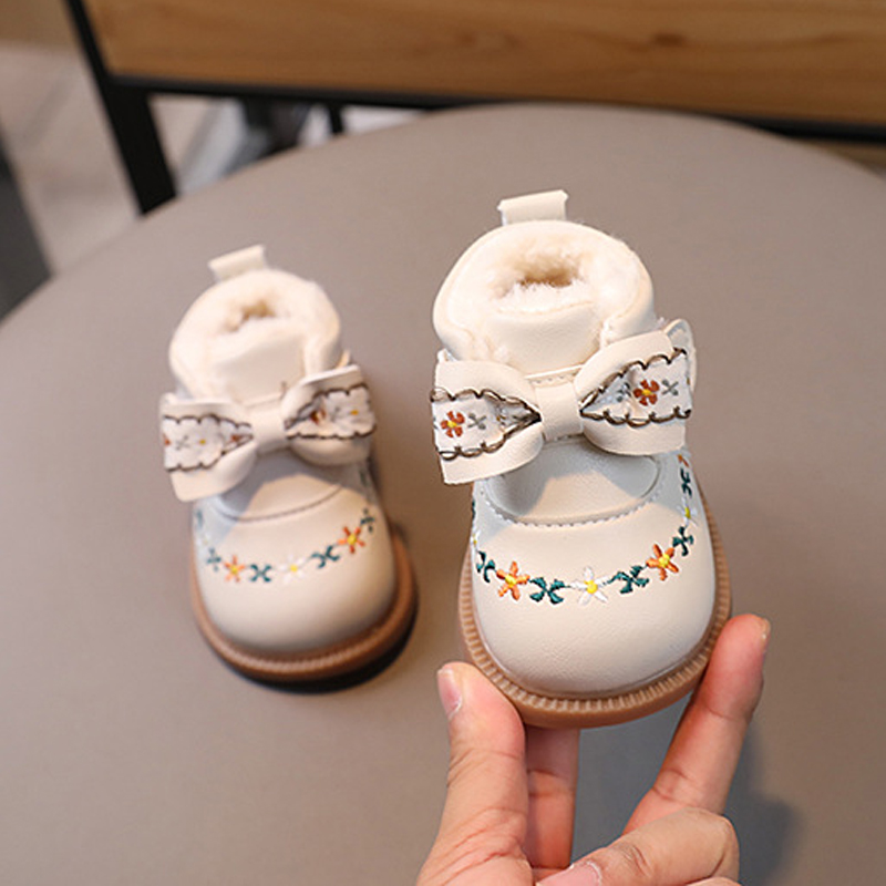 Baby Girl Boots Winter Infant Warm Fur Shoes Toddler Ankle Boots Cute Bow-knot Flowers Kidszworld Newborn Outdoor First Walkers Size 15 - 25 K0220