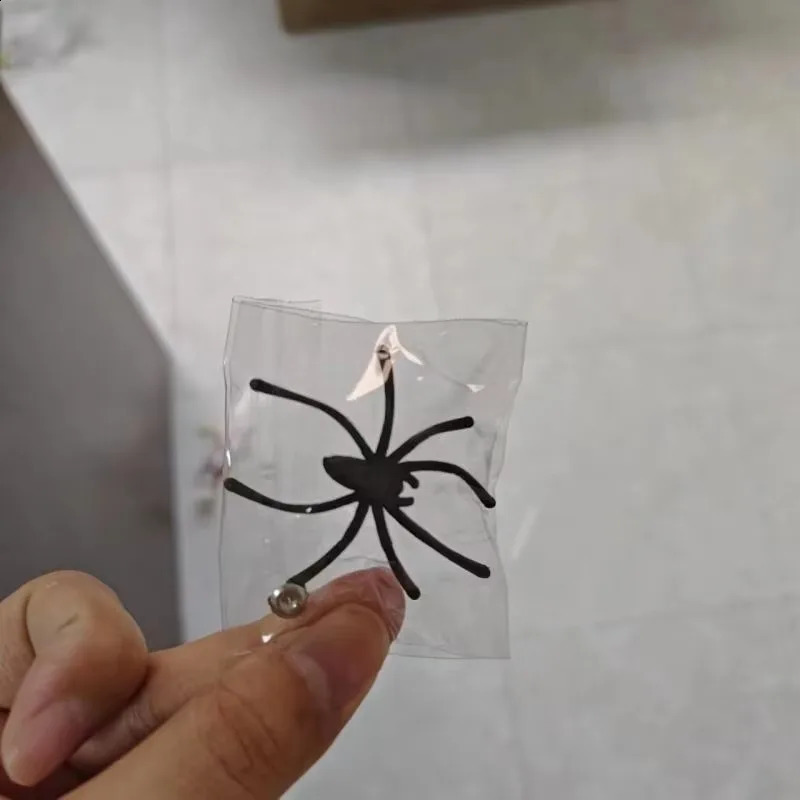 Giant Spider Earrings Hip Hop Punk Metal Earrings Fashion Womens Jewelry Stud Earrings Mens Perforated Jewelry 250409