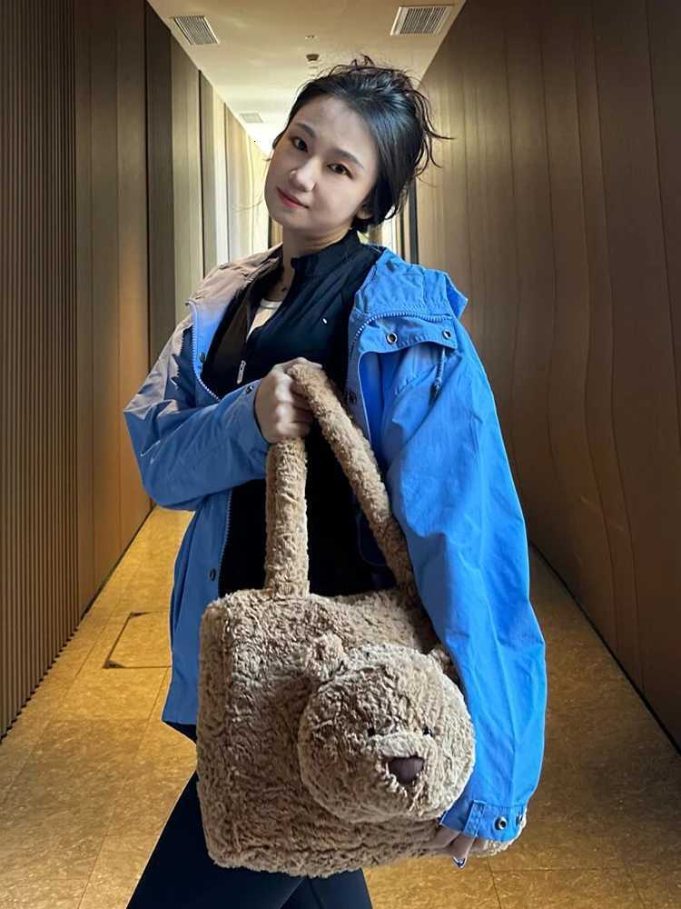 2025 Autumn And Winter New Plush Bear Doll Shaped Single Shoder Wens Bag Large Capacity Portable Cputer Tote Bag Trendy H251111
