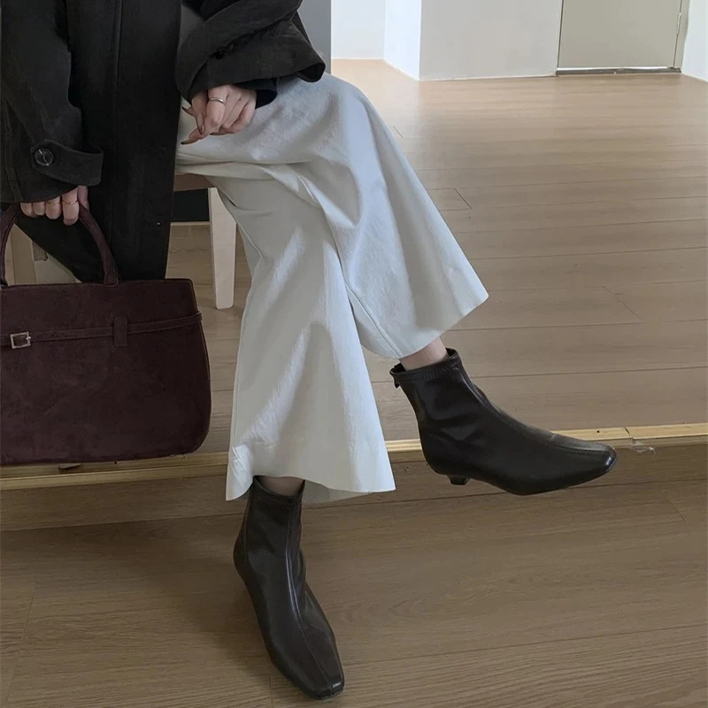 Autumn Soft Leather Women Slim Ankle Boots Elegant Low Heels Shoes Modern Short Botas Para Mujer 251110