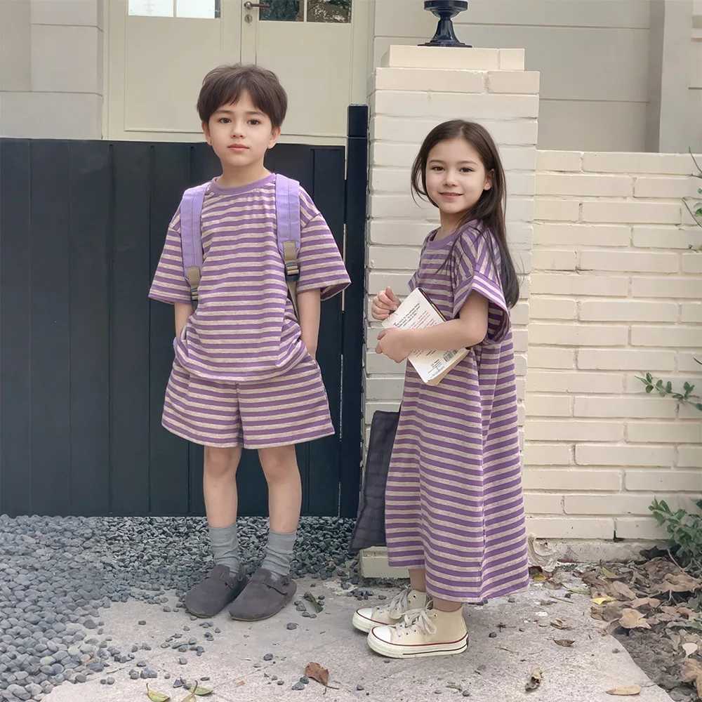 Brothers and sisters matching clothes Summer childrens sisters clothes Boys short sleeved T-shirts 2 girls purple striped dressesXJ250410