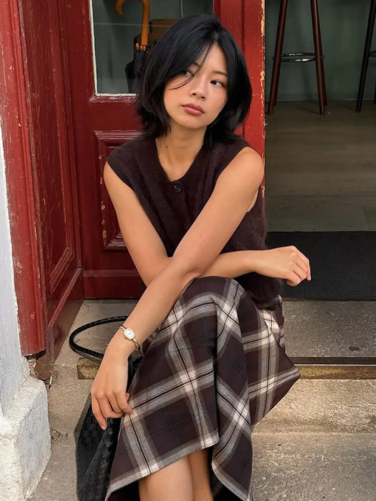 Women Checked Midi Skirt Fashion Casual Pleated Irregular High Waist Slim Mid-length Bottom Lady Daily Commute Street Skirts 251105