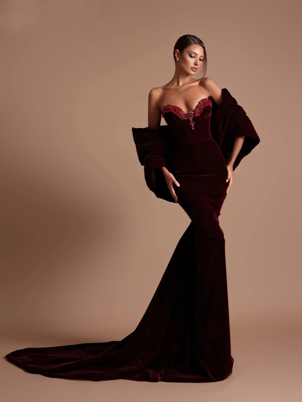Vintage Mermaid Evening Dresses Crystal Strapless Prom Gowns Velvet Customized Slim Sweep Backless Train Formal Occasion Party Dress Vestidos de noche