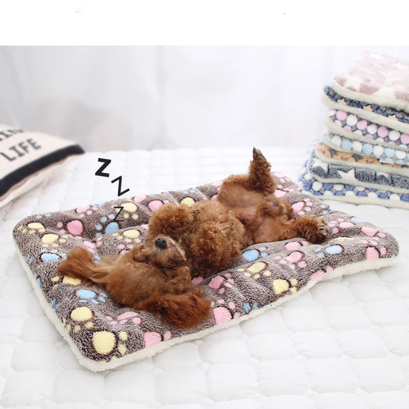 Soft Flannel Pet Mat dog Bed Winter Thicken Warm Cat Dog Blanket puppy Sleeping Cover Towel cushion for small Medium large dogs 251110