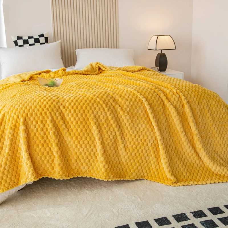 Yellow Plaid Solid Blanket Soft Warm Fluffy Throw Blanket Sofa Cover Milk Velvet Bedspread Bed for Adults Kids Pet Home Textile C251111