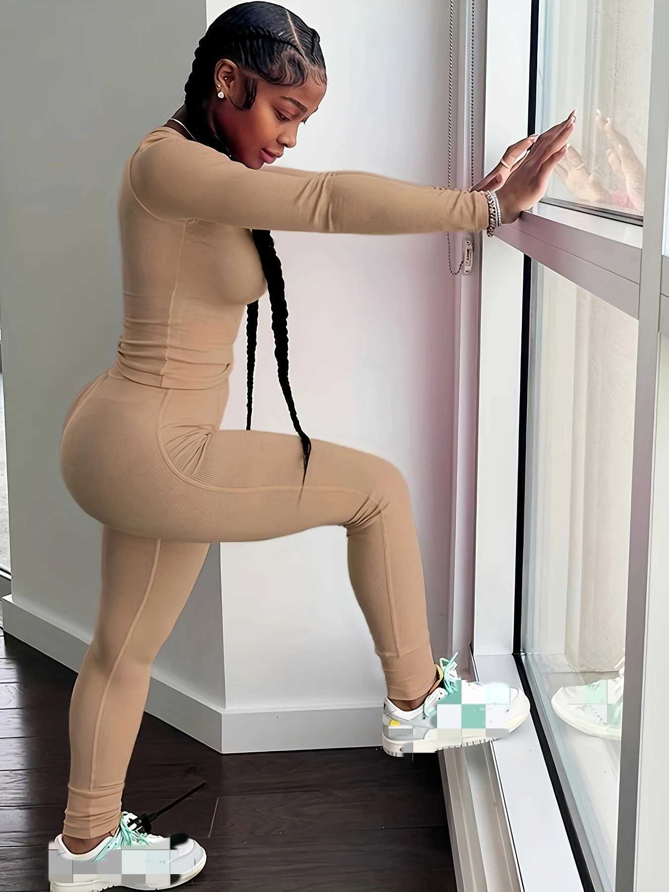 Womens clothing long sleeved and leg set sportswear 2-piece set womens setW250411
