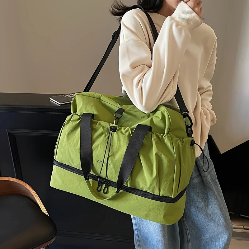Lightweight Large Capacity Multi-functional Travel Bag Simple Korean Style Tote Shoulder Crossbody Bag - Oxford Fabric Material 251110