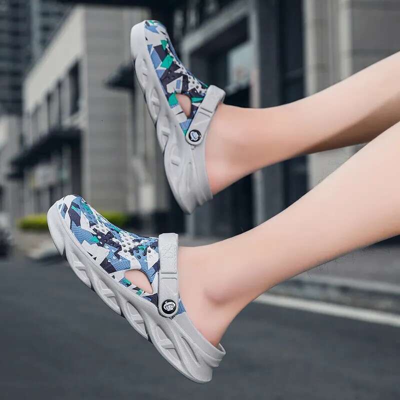 Unisex Summer Slippers hot Men NEW Clogs Platform Women Beach Sandals Outdoor Casual Non-slip