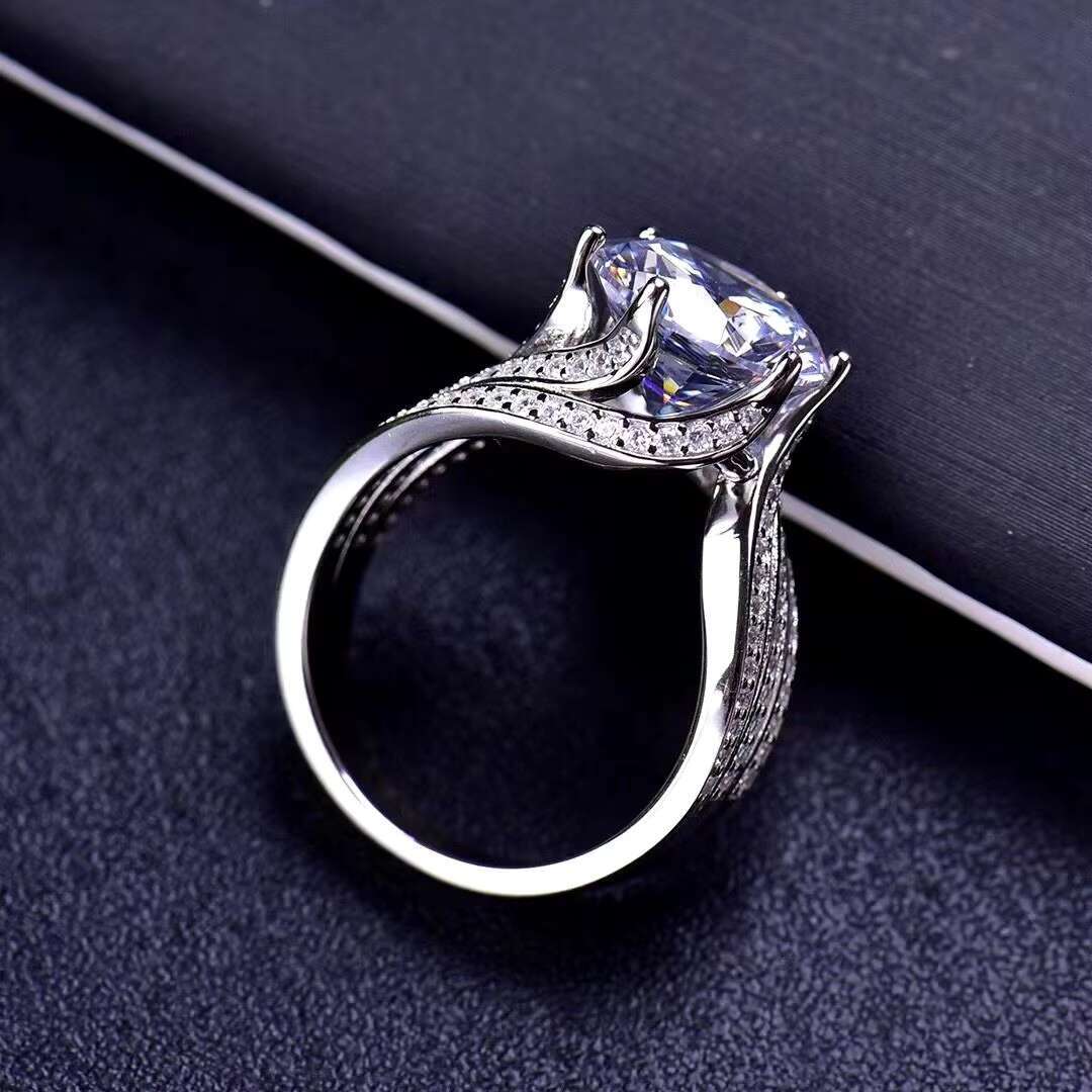 Live Broadcast Hot Selling 5 Mosan Diamond Six Claw Ring Female Luxury Full High-grade Sense of Three love