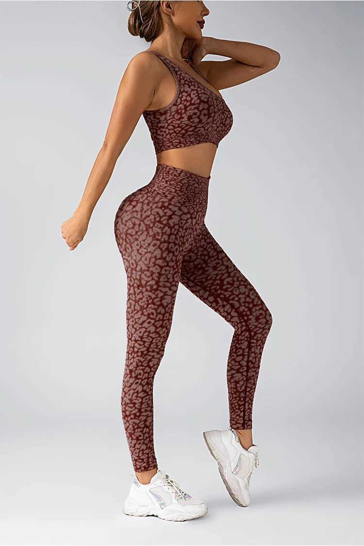 The female leopard print high waisted yoga set is an ideal choice for fitness enthusiasts and daily wearW250411