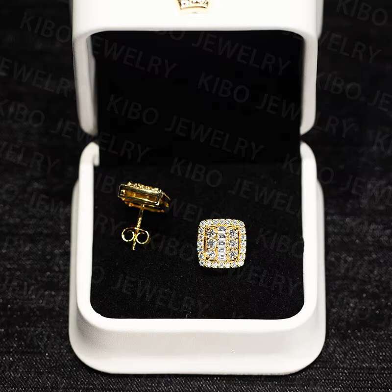 New Arrivals 925 Sterling Silver Moissanite Earring Iced Out VVS Diamond baguette Cut Stud Earrings for Men
