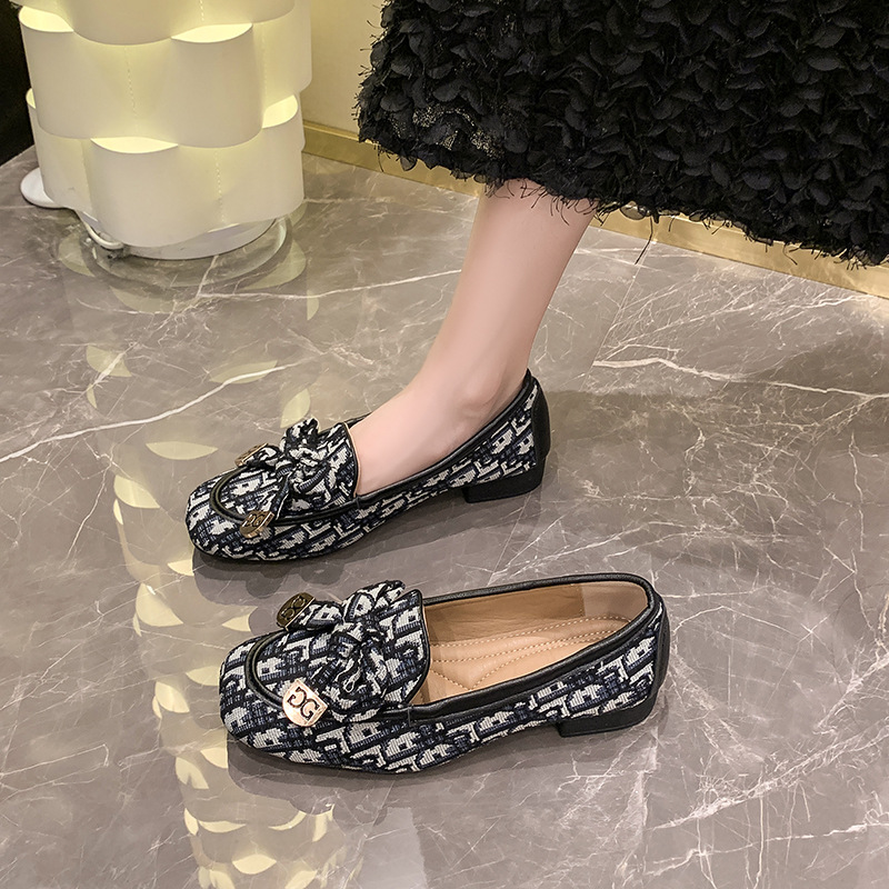 All square head soft soled bean shoes women's new flat small fragrant wind single shoes women's shoes