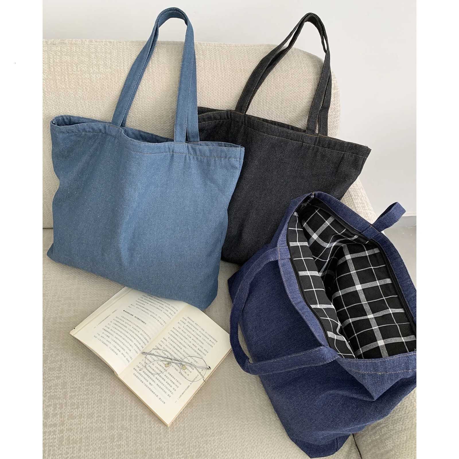 Solid Color Simple Womens Shoulder Bag Large Capacity Portable Ladies Shopping Retro Denim College Girls Book Tote Handbags 251103