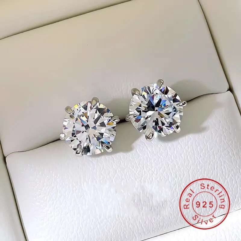 2025 Rulalei Classica Six Claw Round White Moissanite Diamond Soild 925 Sterling Silver Lady Stud Earring Gift Never Fade
