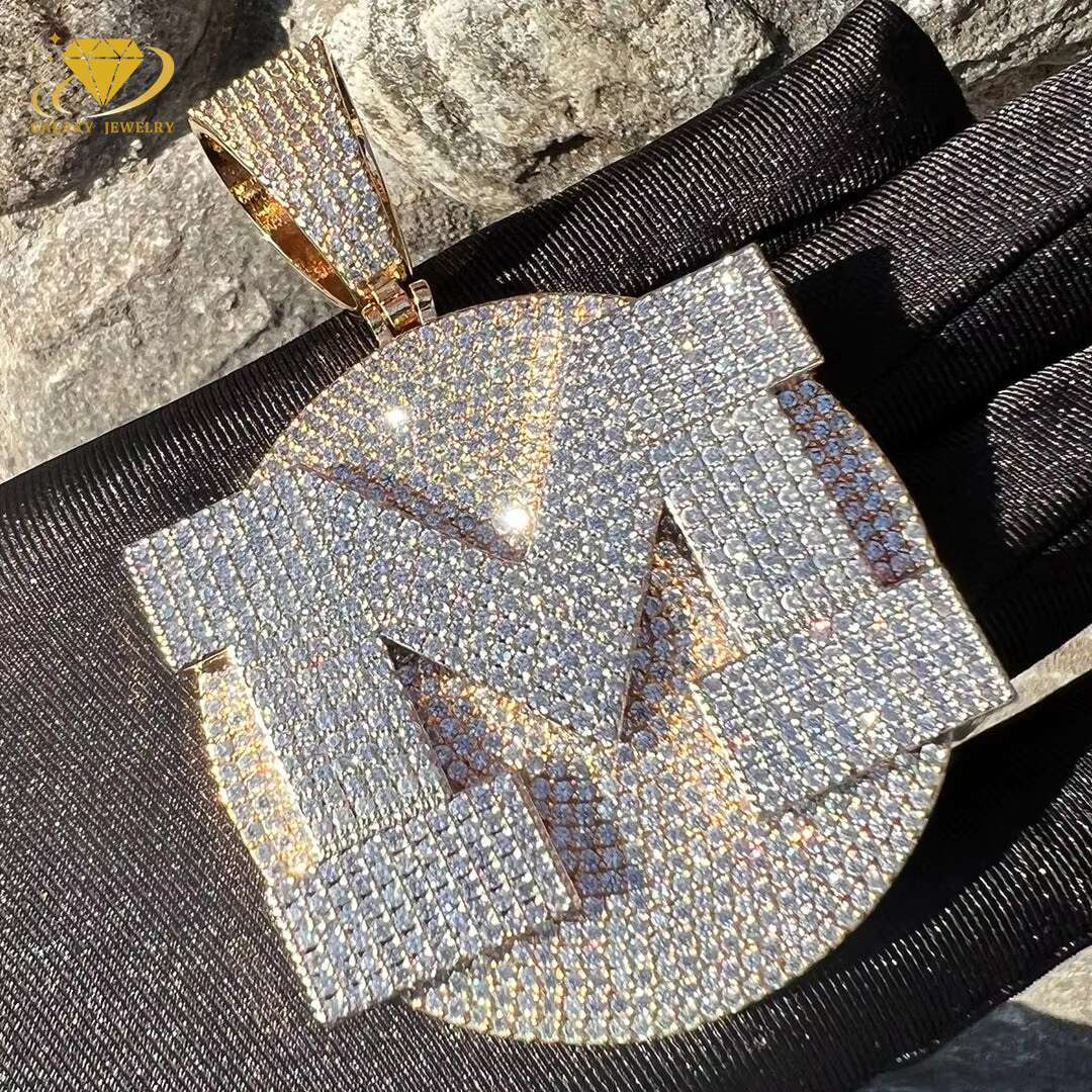 High Quality Full Diamonds Letter Initial Name 925 Silver 18k Gold Letter M Pendant Personalized Custom Moissanite Pendant