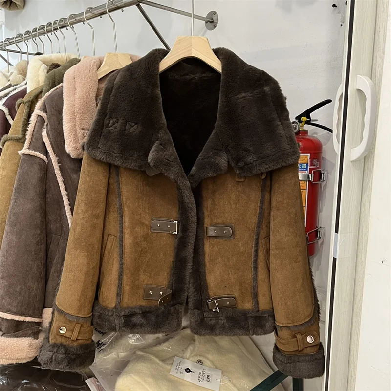 Faux Leather And Fur Integrated Lamb Fur Jacket For Womens Winter Thickened Plush Retro Fashion Motorcycle Jacket JF85 251105