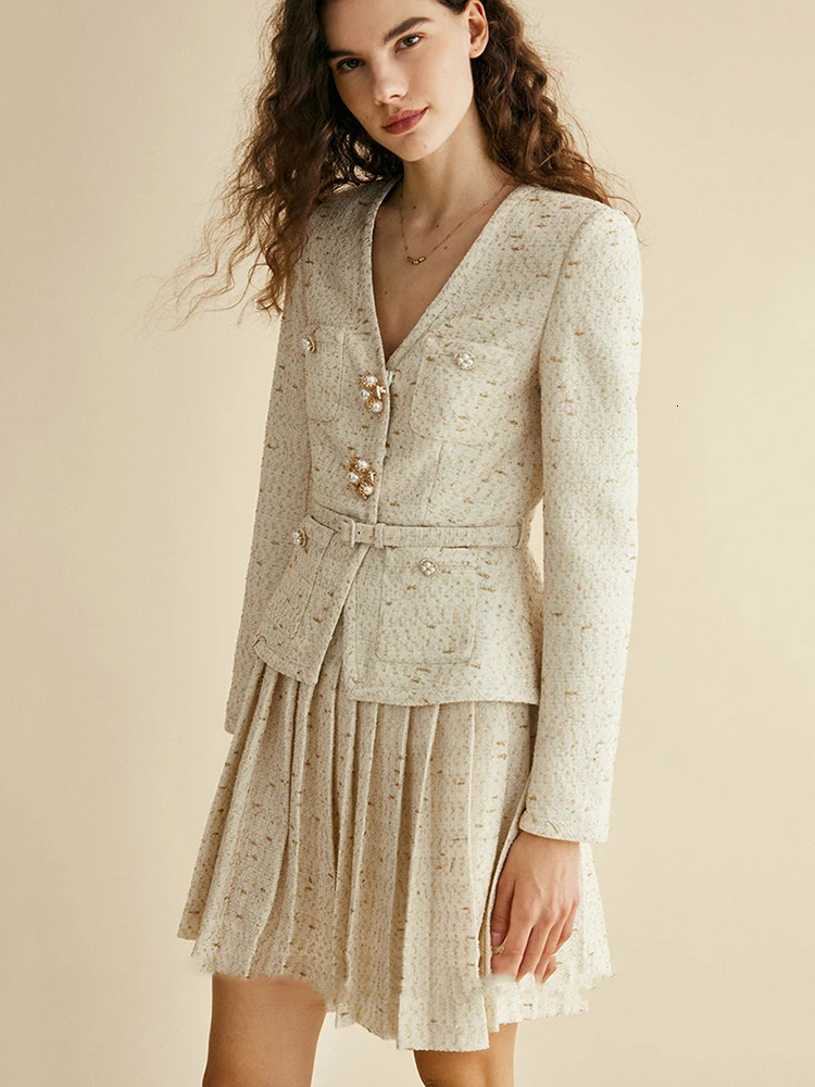 High Quality Diamonds Tweed Outfit Spring Women Long Sleeved V-neck CoatHigh Waist Pleated Bust Skirt Two Piece Set 251106