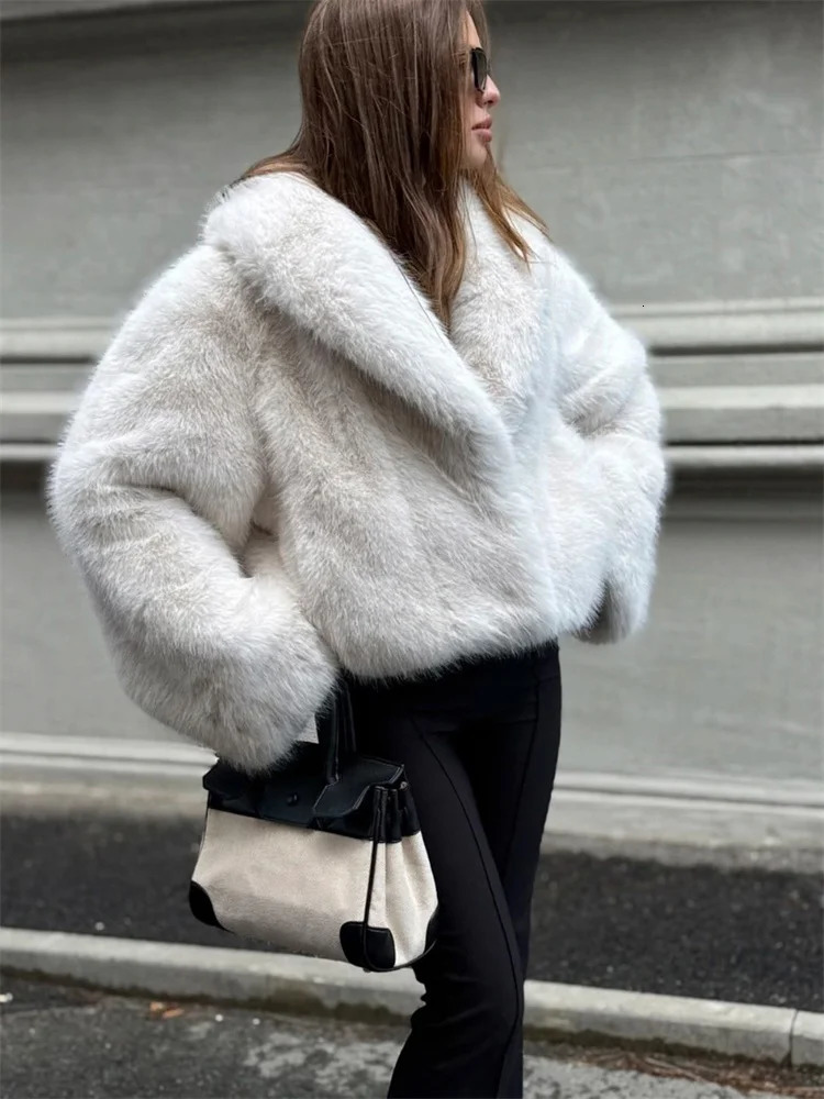 Tossy Winter Fashion Fur Feather Outwear For Women Lapel High Waist Warm Loose Long Sleeve Commute Coat Female Fur Feather 251106