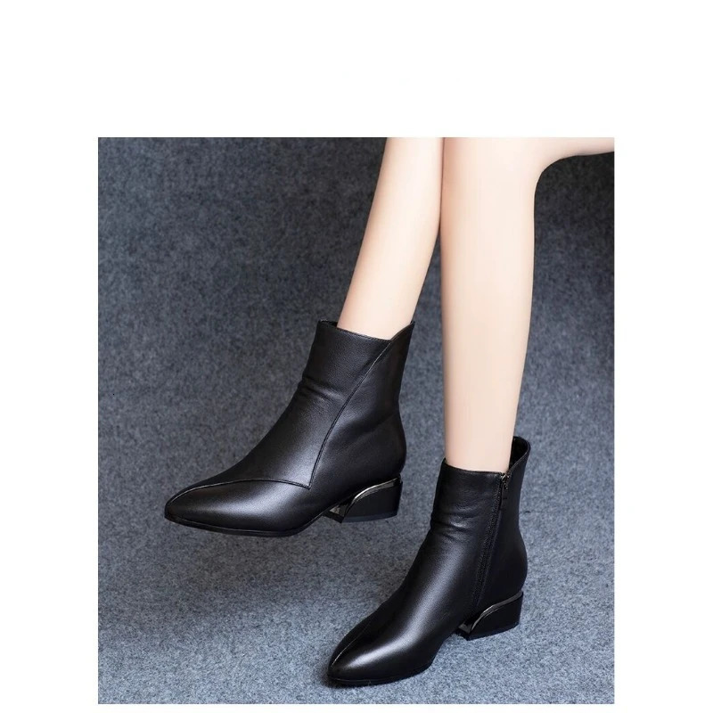 Small Short Boots Soft Leather Thick Heel Medium Heel Autumn and Winter Womens Black All-match Comfortable Nude Boots 251110