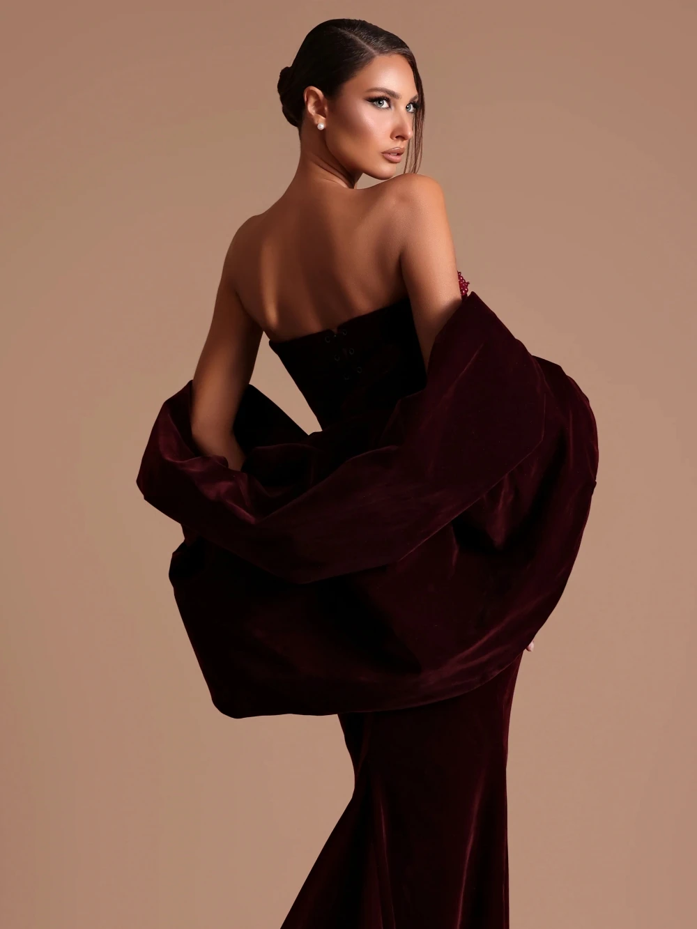 Vintage Mermaid Evening Dresses Crystal Strapless Prom Gowns Velvet Customized Slim Sweep Backless Train Formal Occasion Party Dress Vestidos de noche
