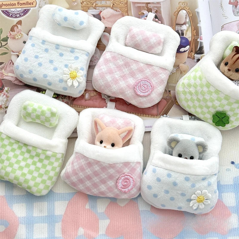 Cute Plush Anime Animal Doll Bag Pendant Keychain Four-leaf Clover Quilt Mini Sleeping Bag Doll Backpack Pendant 251110