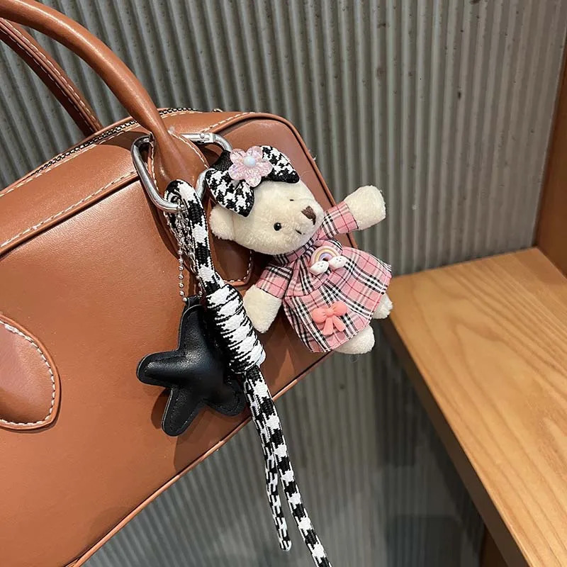 Fashion Little Bear Key Chain five-pointed star braided rope Pendant girl Backpack decoration 251110