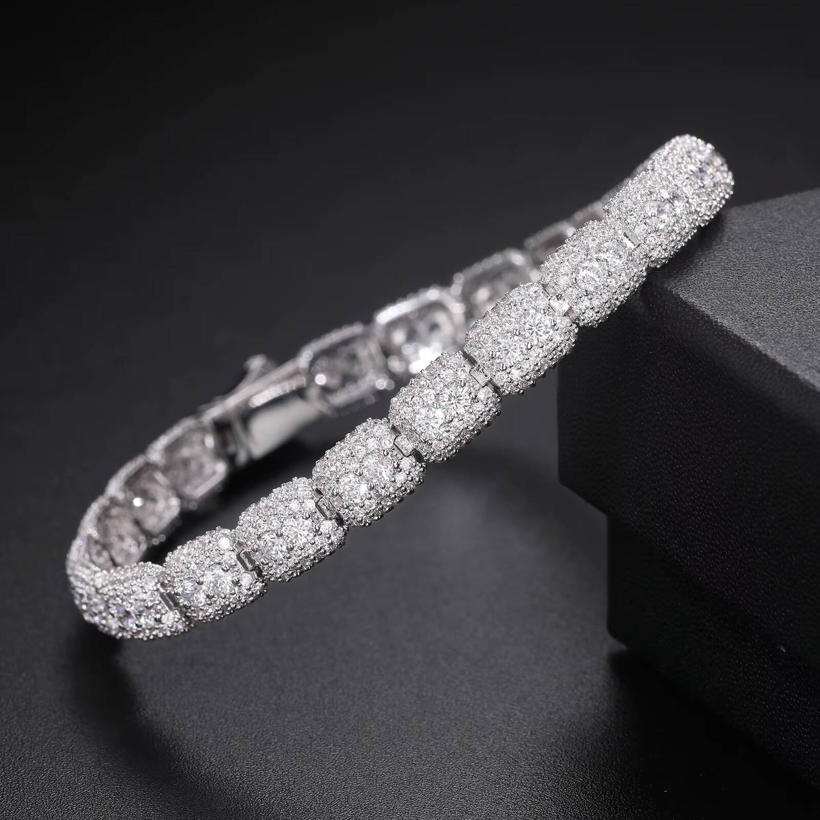Exquisite Gift Jewelry 7mm 925 Sterling Silver Full Diamond Vvs Moissanite Sparkling Tennis Bracelet for Men Women