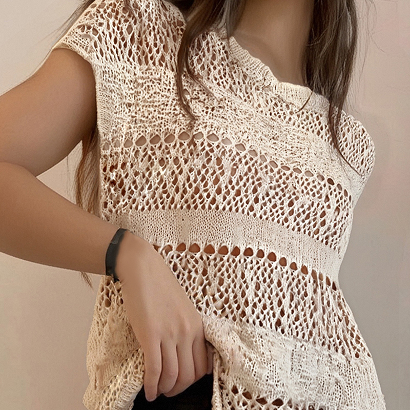 Women's solid color casual vacation sweater top, hollow texture round neck design open collar short sleeve women's shirt, daily wear loose a