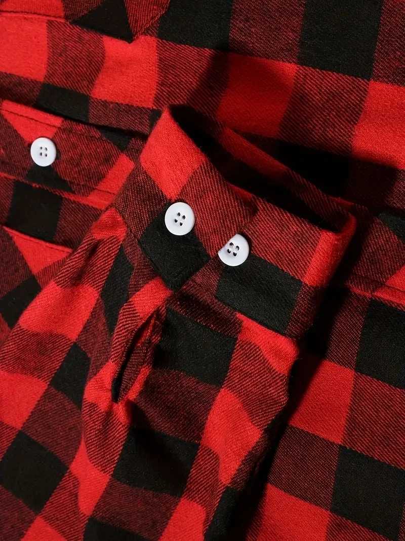 Mens Shirts Single Breaste Classic Plaid Smart Casual Flannel Shirt Long Sleeved Chest Two Pockets Design Spring Autumn Men Tops K251110
