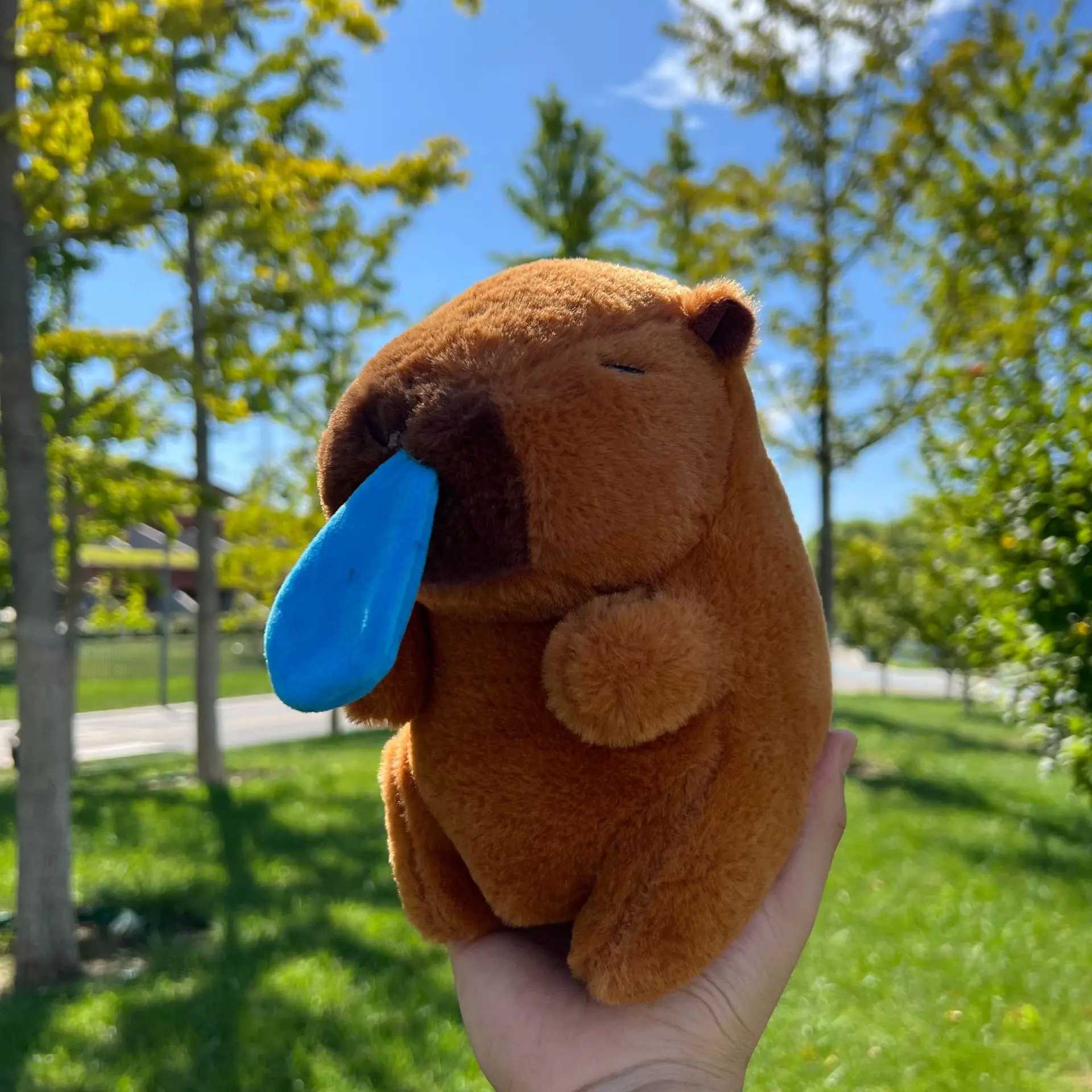 New 21cm Capybara plush toy simulation Capibara animated plush toy cute soft stuffed animal doll plush Christmas gift W250411