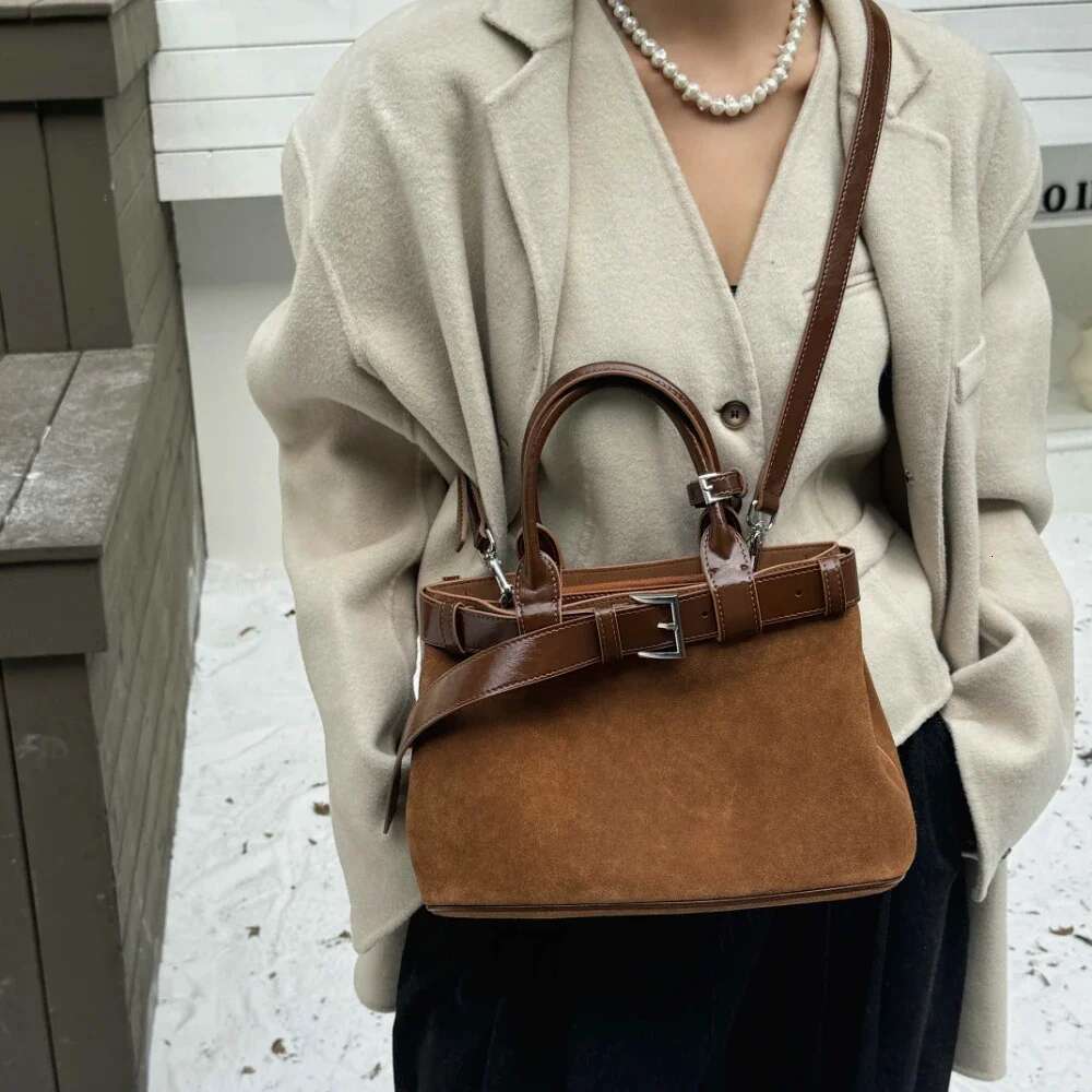 Motingsome Warm Winter Bags Woman Fashionable Handbag Natural Suede Genuine Leather Shoulder Purse Daily Bag 2025 New