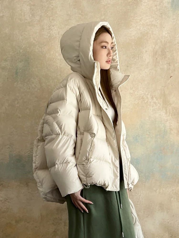 Autumn Winter Lightweight Cloud Feeling Puffer Jacket White Duck Down Warm Short Down Coats Casual Collar Hooded Parkas 251110