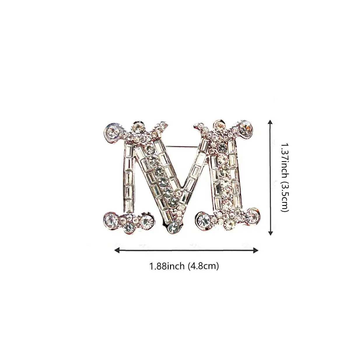 Luxury Light luxury senior sense English letters M glass zircon rhinestone corsage brooch womens pin Y251111